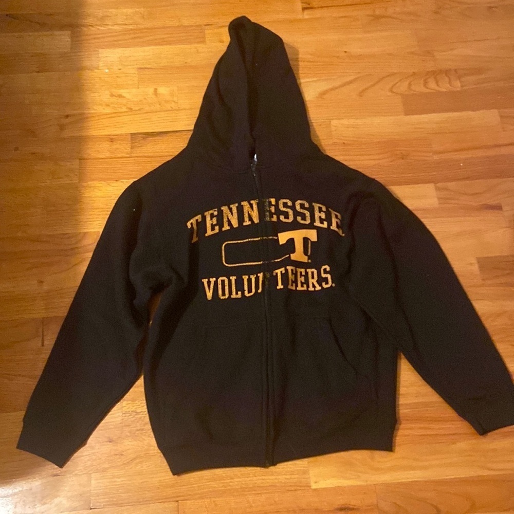 NWT Men’s Ouray Tennessee licensed zip up sweatshirt. Black. Size S